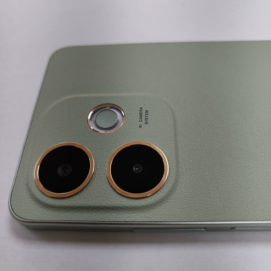 CELULAR OPPO  A5 PRO CPH2711 (2025) 256 GB 8 GB RAM (SEMINUEVO)