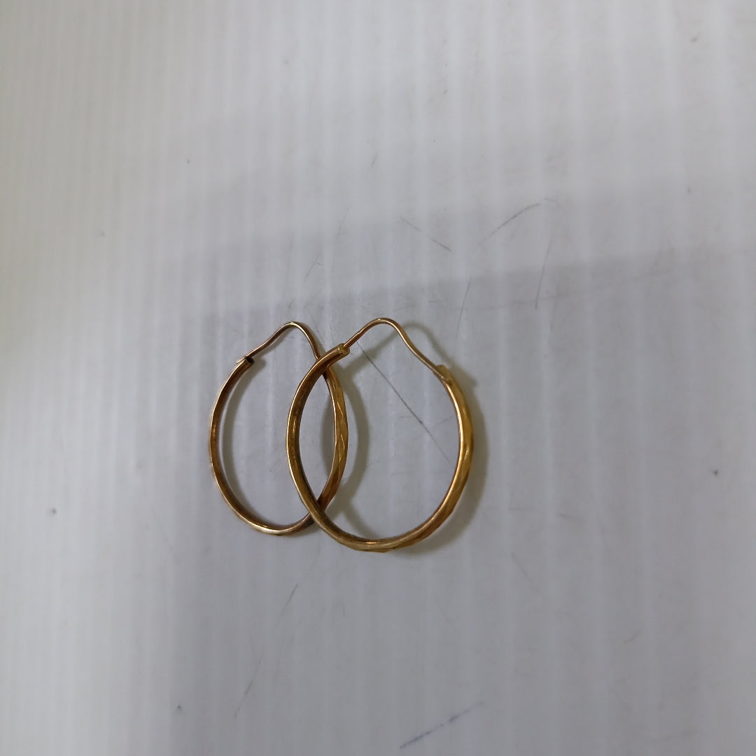 ARRACADAS PAR. ORO. 10 K 1.3 GRMS (SEMINUEVO)