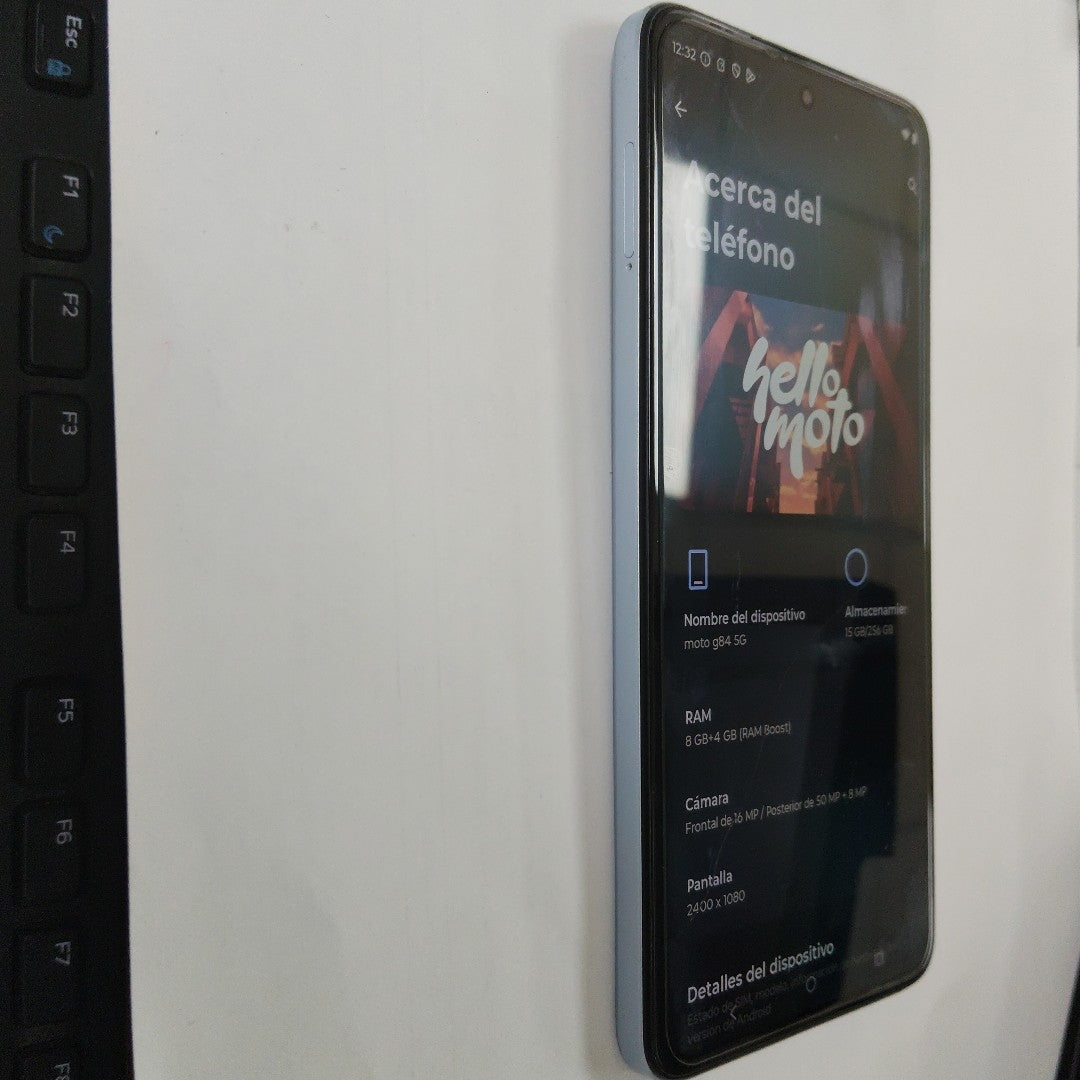 CELULAR MOTOROLA MOTO G84 XT2347-1 (2023) 256 GB 8 GB RAM (SEMINUEVO)