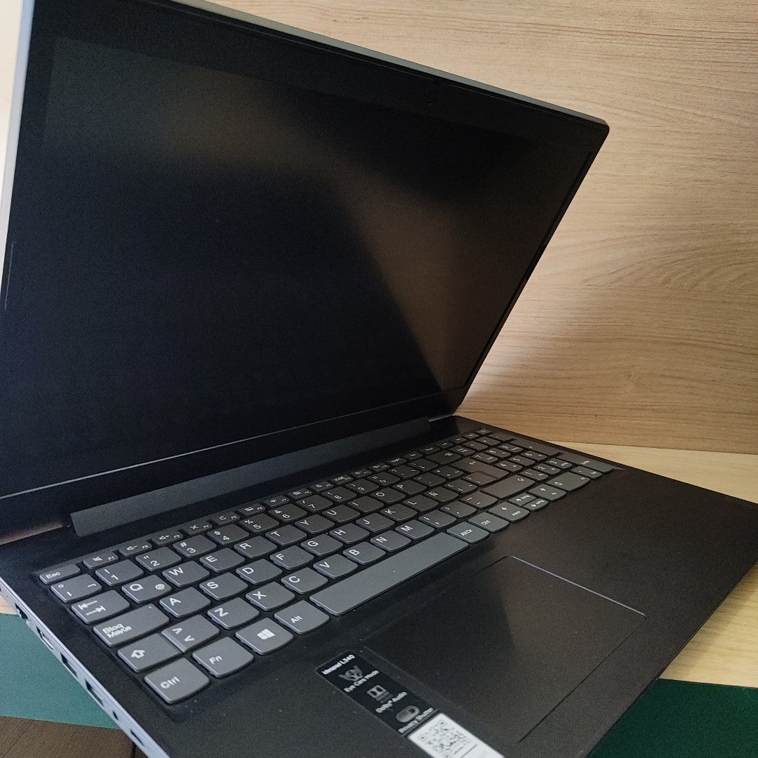 LAPTOP LENOVO IDEAPAD L340-15API (2022) 2 TB + 1 TB SSD 8 GB RAM (SEMINUEVO)