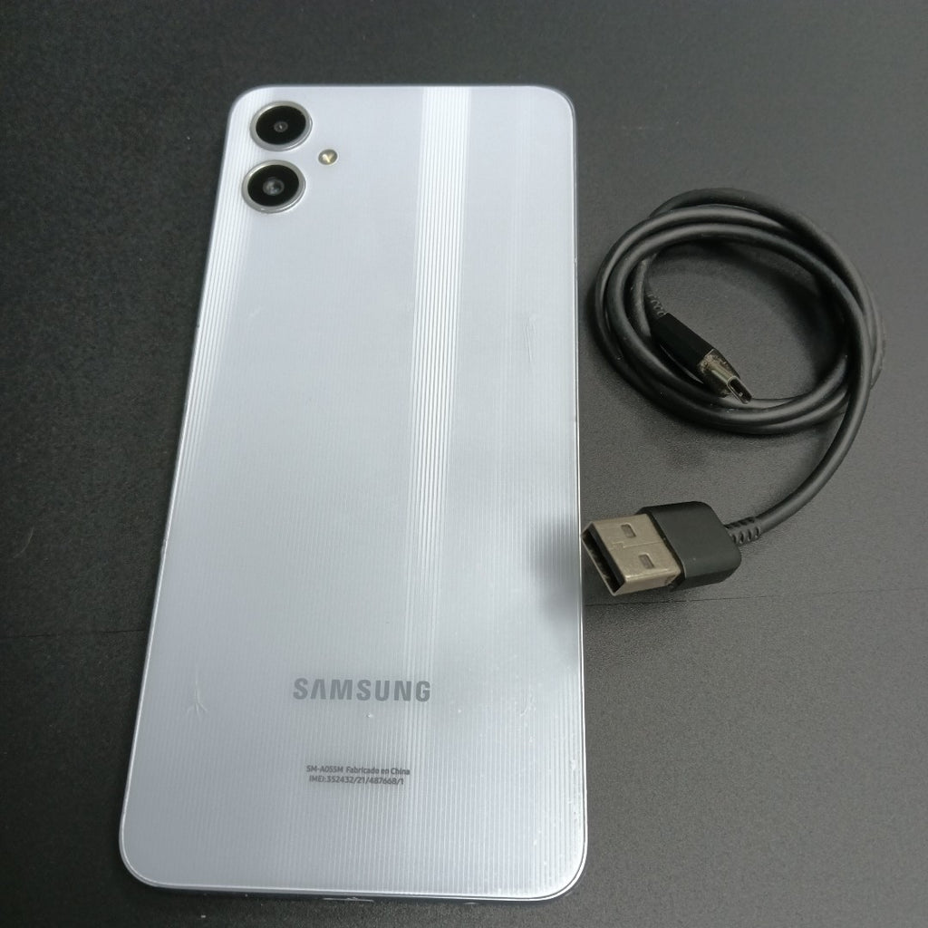 CELULAR SAMSUNG GALAXY A05 SM-A055M (2023) 64 GB 4 GB RAM (SEMINUEVO)