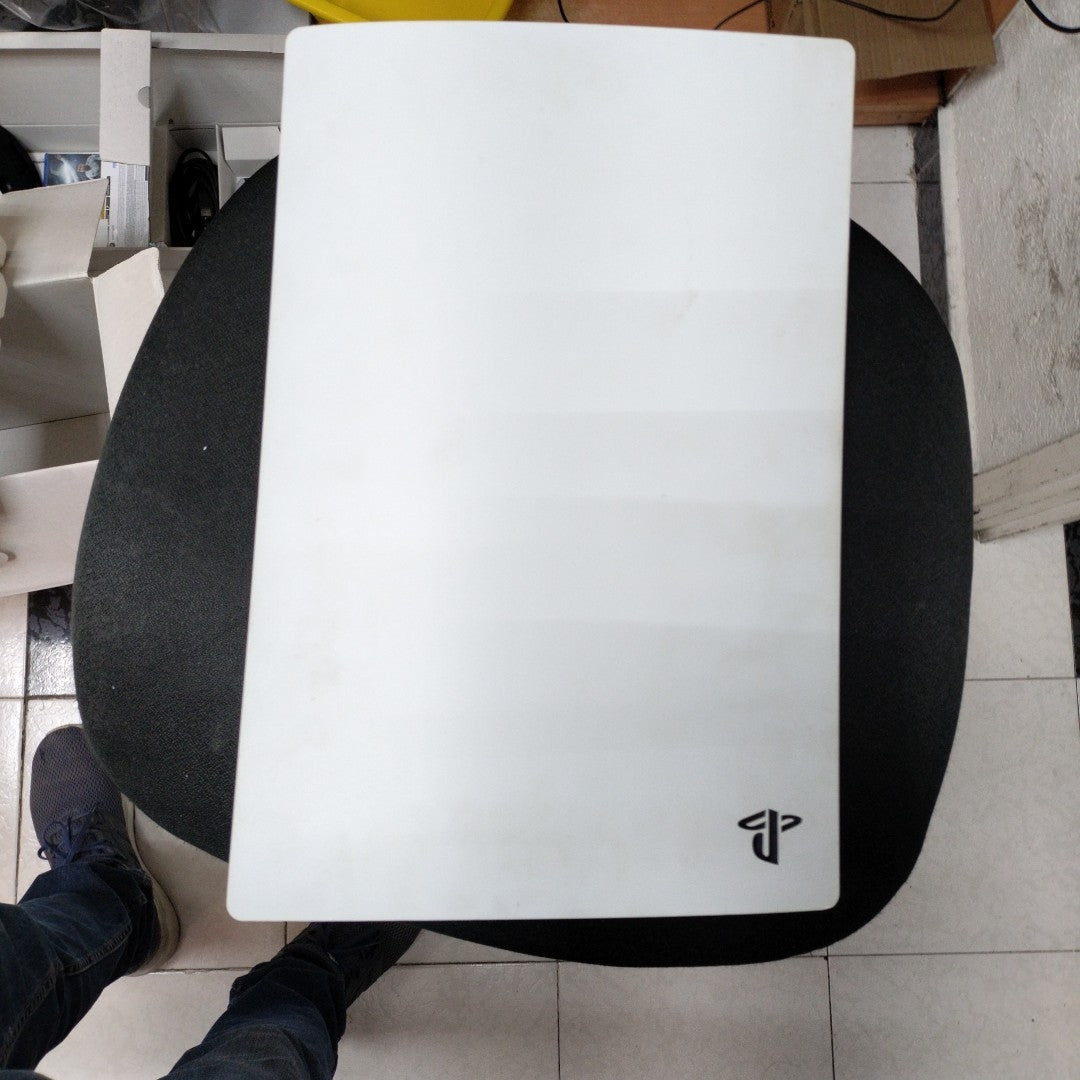 CONSOLA DE VIDEOJUEGO SONY PS5 SLIM 1 TB SSD (SEMINUEVO)