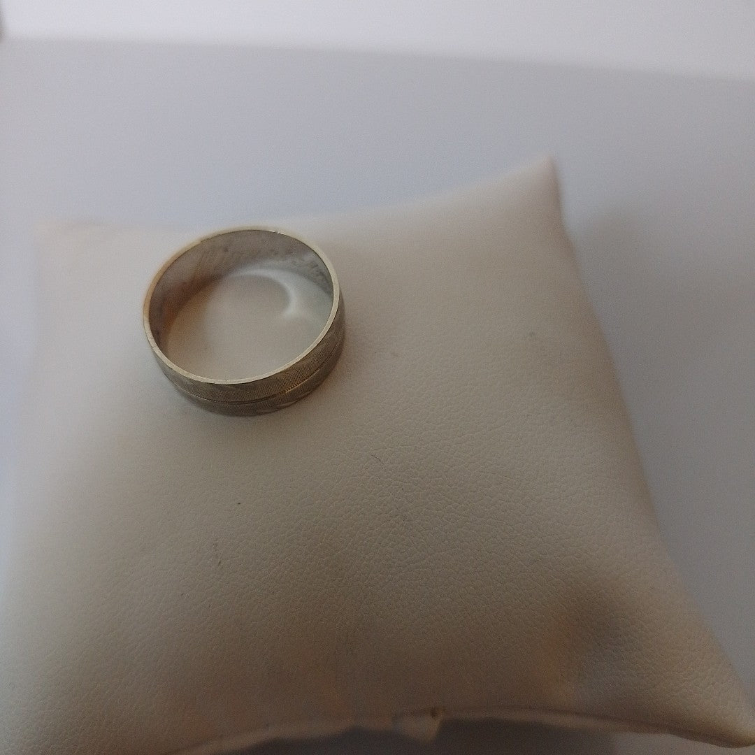 ARGOLLA. ORO BLANCO. 14 K 3.2 GRMS (SEMINUEVO)