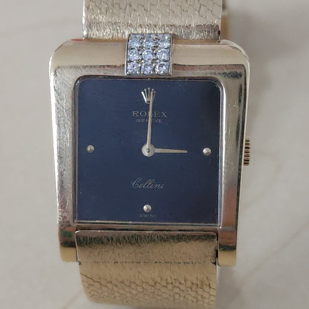 RELOJ CAJA Y PULSO ORO. ORO. 18 K 80.5 GRMS (SEMINUEVO)