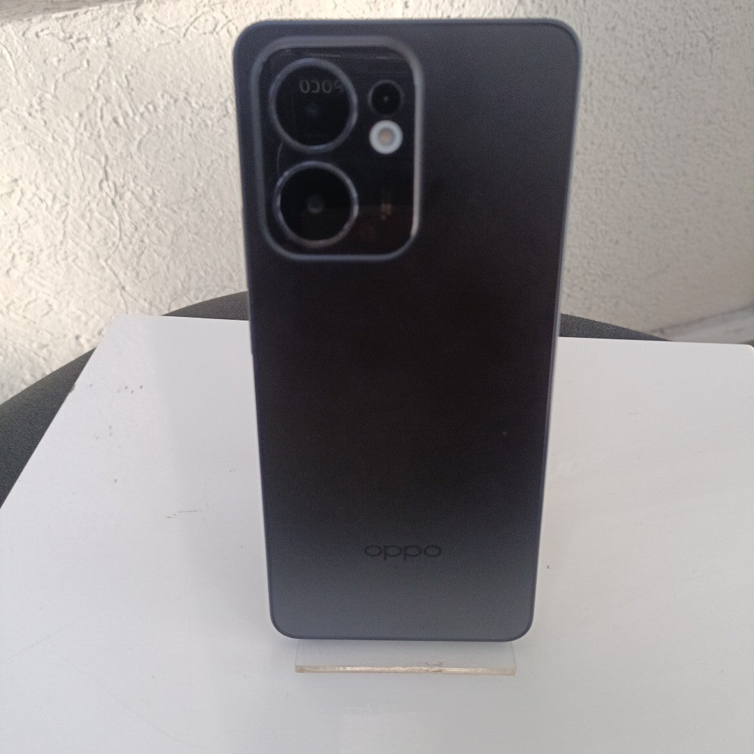 CELULAR OPPO  RENO 13F 5G CPH2699 (2025) 256 GB 12 GB RAM (SEMINUEVO)