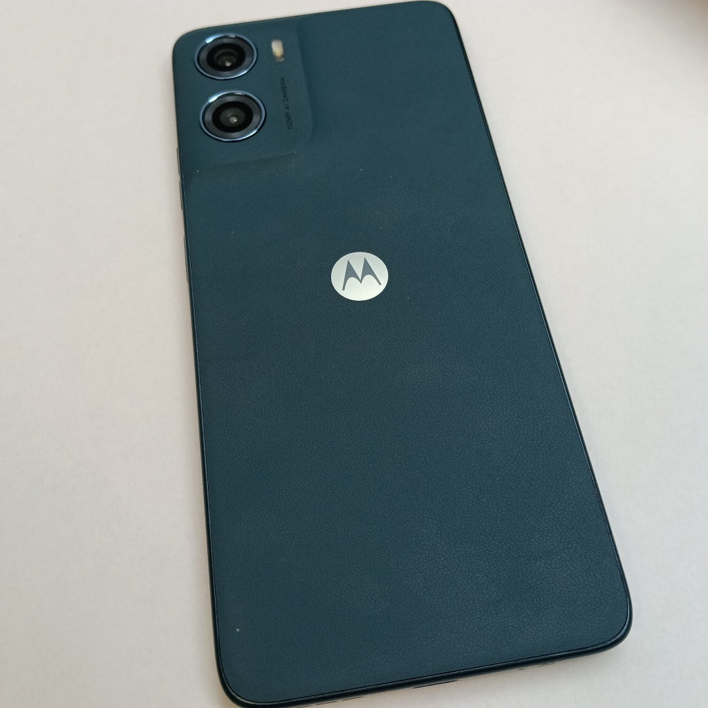 CELULAR MOTOROLA MOTO G06 64 GB 4 GB RAM (SEMINUEVO)