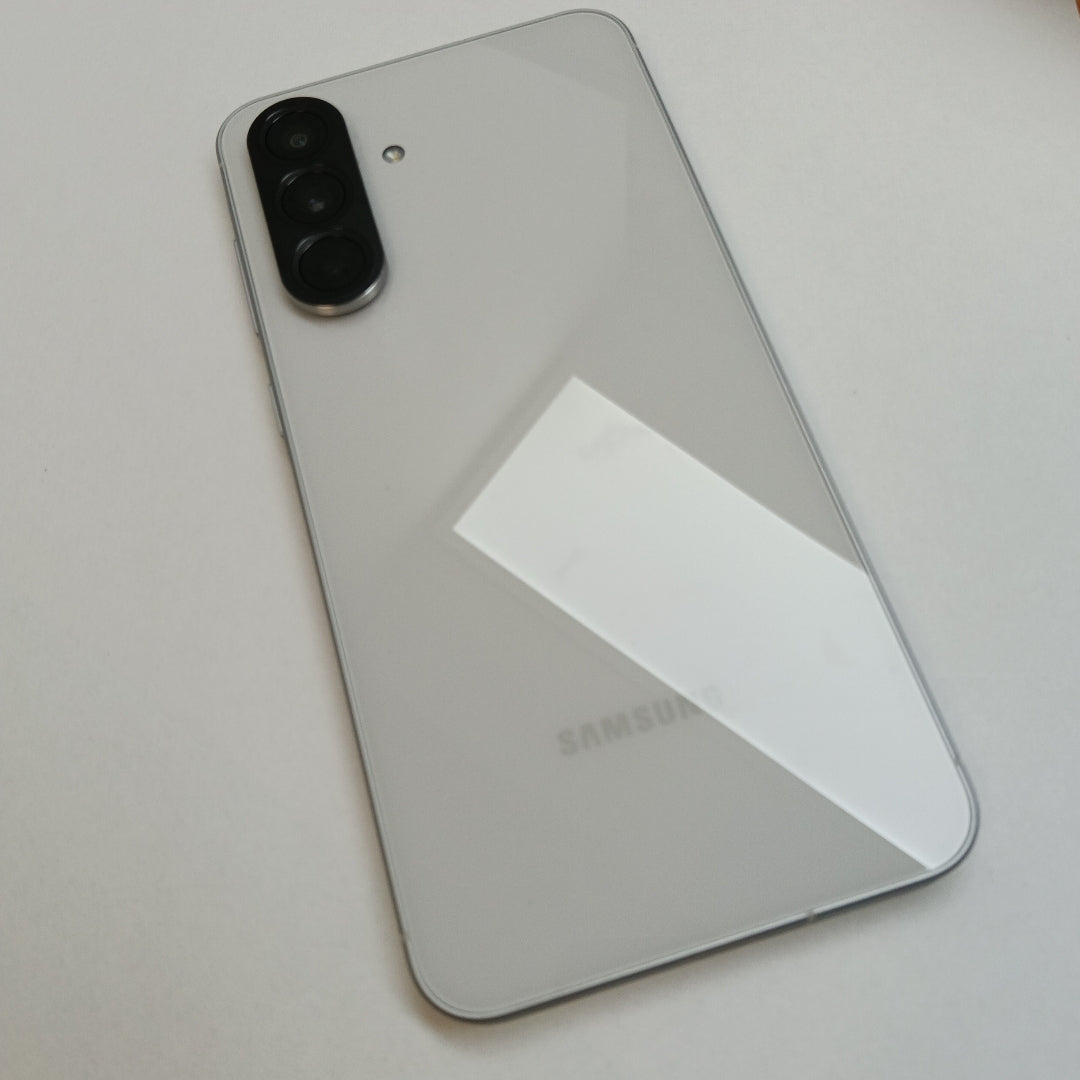 CELULAR SAMSUNG GALAXY A56 SM-A566E (2025) 256 GB 8 GB RAM (SEMINUEVO)