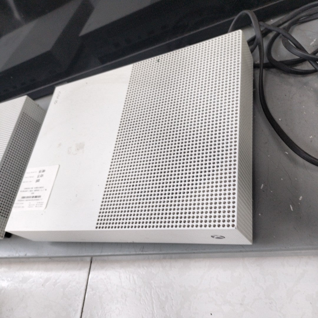 CONSOLA DE VIDEOJUEGO MICROSOFT XBOX SERIES S 1 TB SSD (SEMINUEVO)