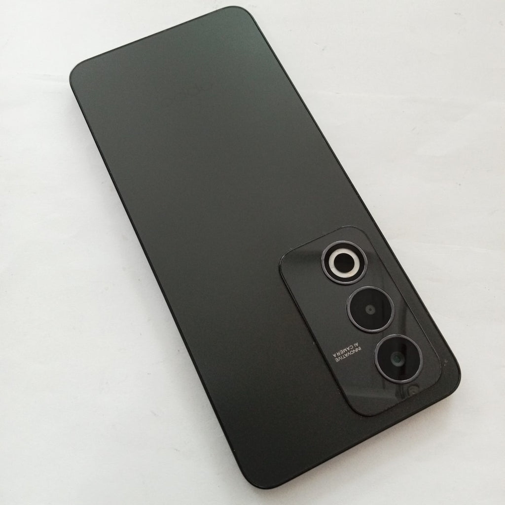 CELULAR OPPO  A80 5G CPH2639 (2024) 256 GB 8 GB RAM (SEMINUEVO)