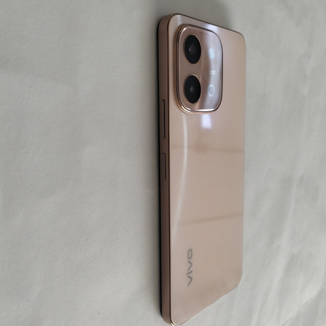 CELULAR VIVO Y28 V2352 256 GB 8 GB RAM (SEMINUEVO)