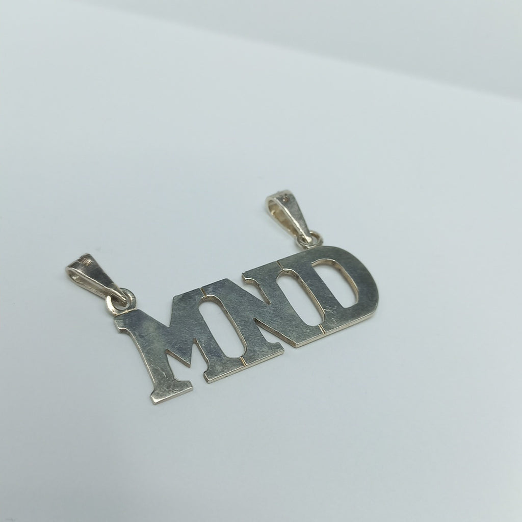 DIJE. PLATA. 27.4 GRMS (SEMINUEVO)