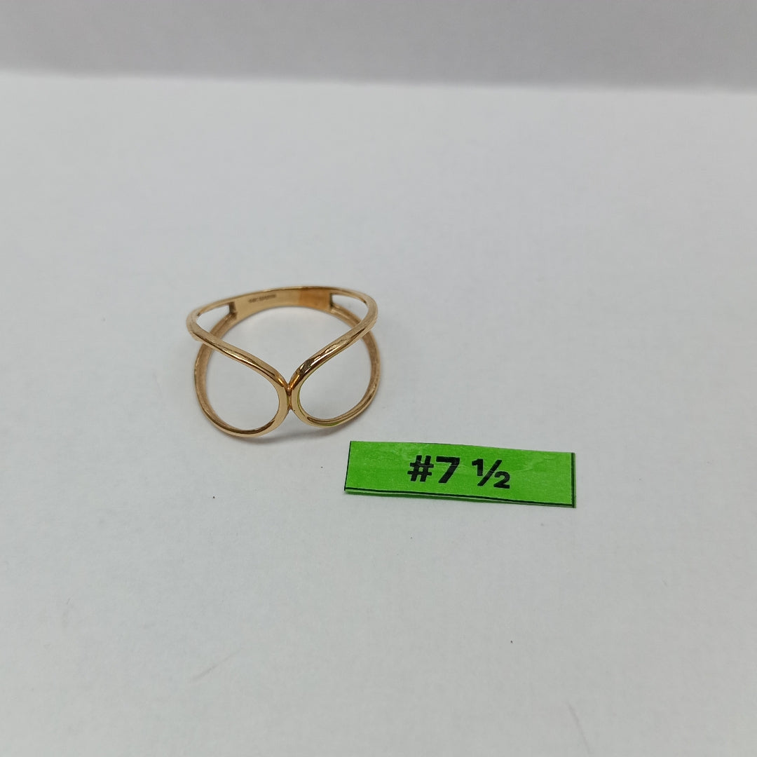 ANILLITO. ORO. 14 K 1.4 GRMS (SEMINUEVO)