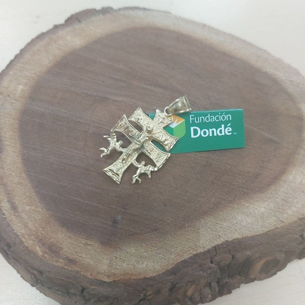CRUZ DE CARAVACA, DIJE. ORO. 10 K 6 GRMS (SEMINUEVO)