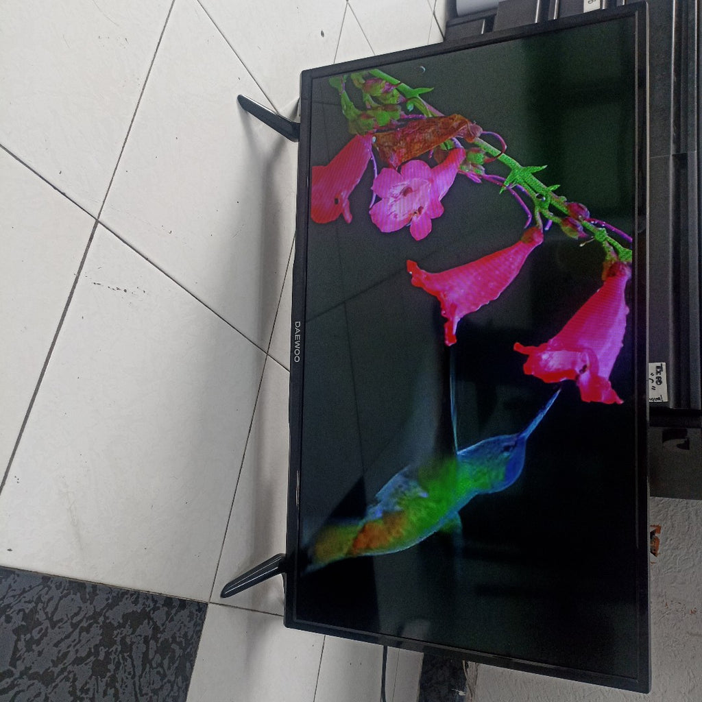 PANTALLA DAEWOO L32U7500AN 32" LED HD (SEMINUEVO)