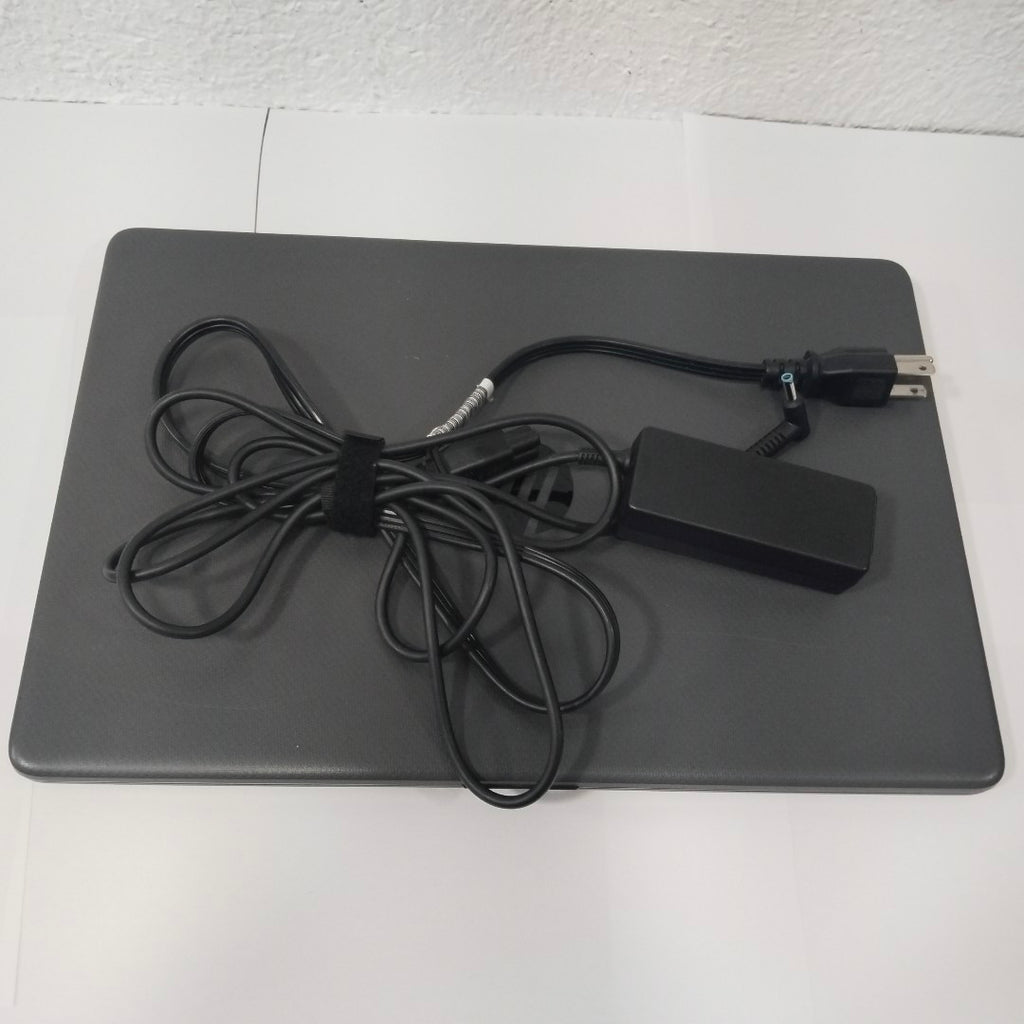 LAPTOP HP 255 G8 (2023) 256 GB SSD 8 GB RAM (SEMINUEVO)