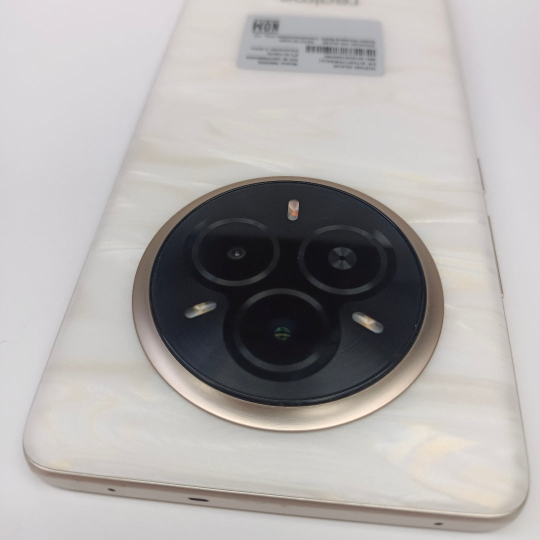 CELULAR REALME 14 PRO 5G RMX5056 (2025) 256 GB 8 GB RAM (SEMINUEVO)