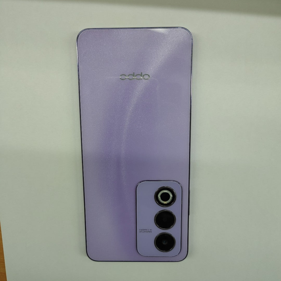 CELULAR OPPO  A80 5G CPH2639 (2024) 256 GB 8 GB RAM (SEMINUEVO)