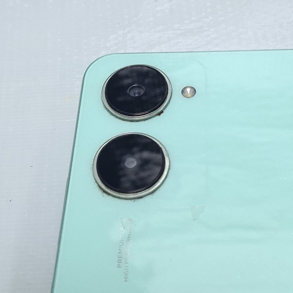 CELULAR VIVO Y03 V2332 (2024) 128 GB 4 GB RAM (SEMINUEVO)