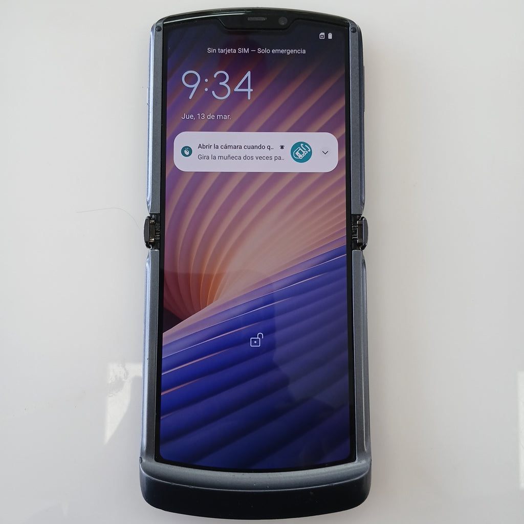 CELULAR MOTOROLA MOTO RAZR 5G XT2071-3 256 GB 8 GB RAM (SEMINUEVO)