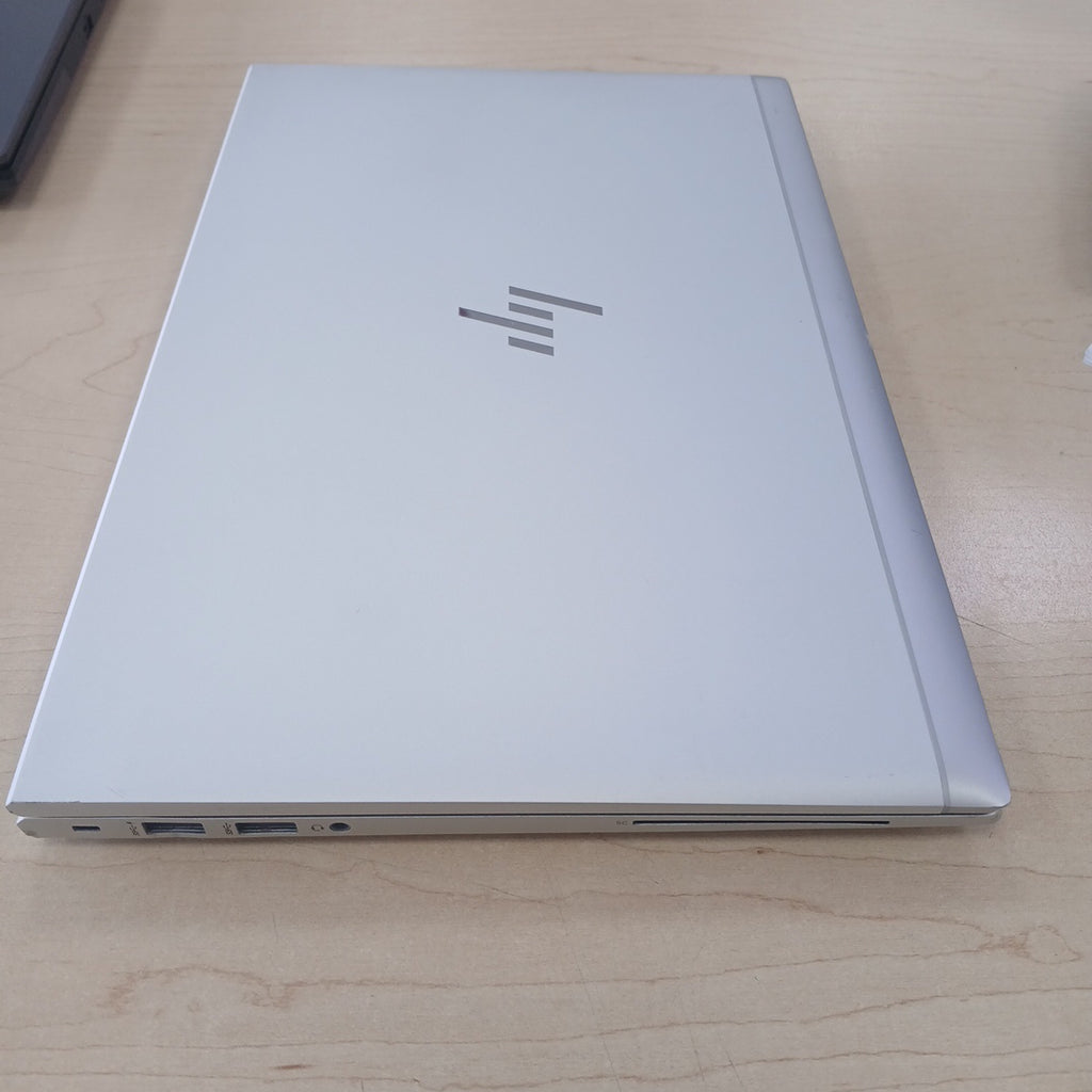 LAPTOP HP ELITEBOOK 840 G8 (2022) 512 GB SSD 16 GB RAM (SEMINUEVO)