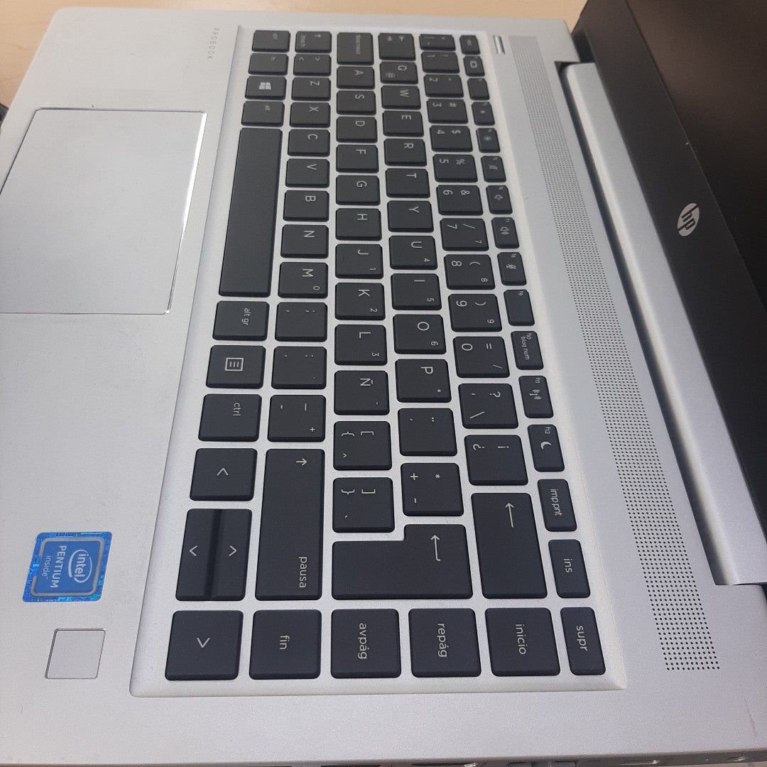LAPTOP HP PROBOOK 440 G7 (2022) 256 GB SSD 12 GB RAM (SEMINUEVO)