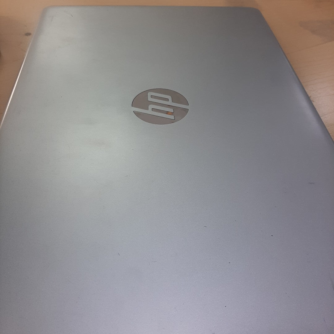 LAPTOP HP 15-EF1501LA (2022) 256 GB SSD 8 GB RAM