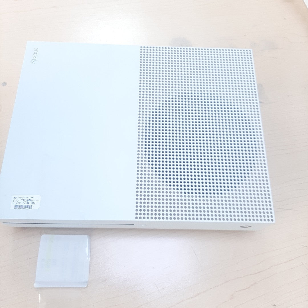 CONSOLA DE VIDEOJUEGO MICROSOFT XBOX ONE S 1 TB (SEMINUEVO)