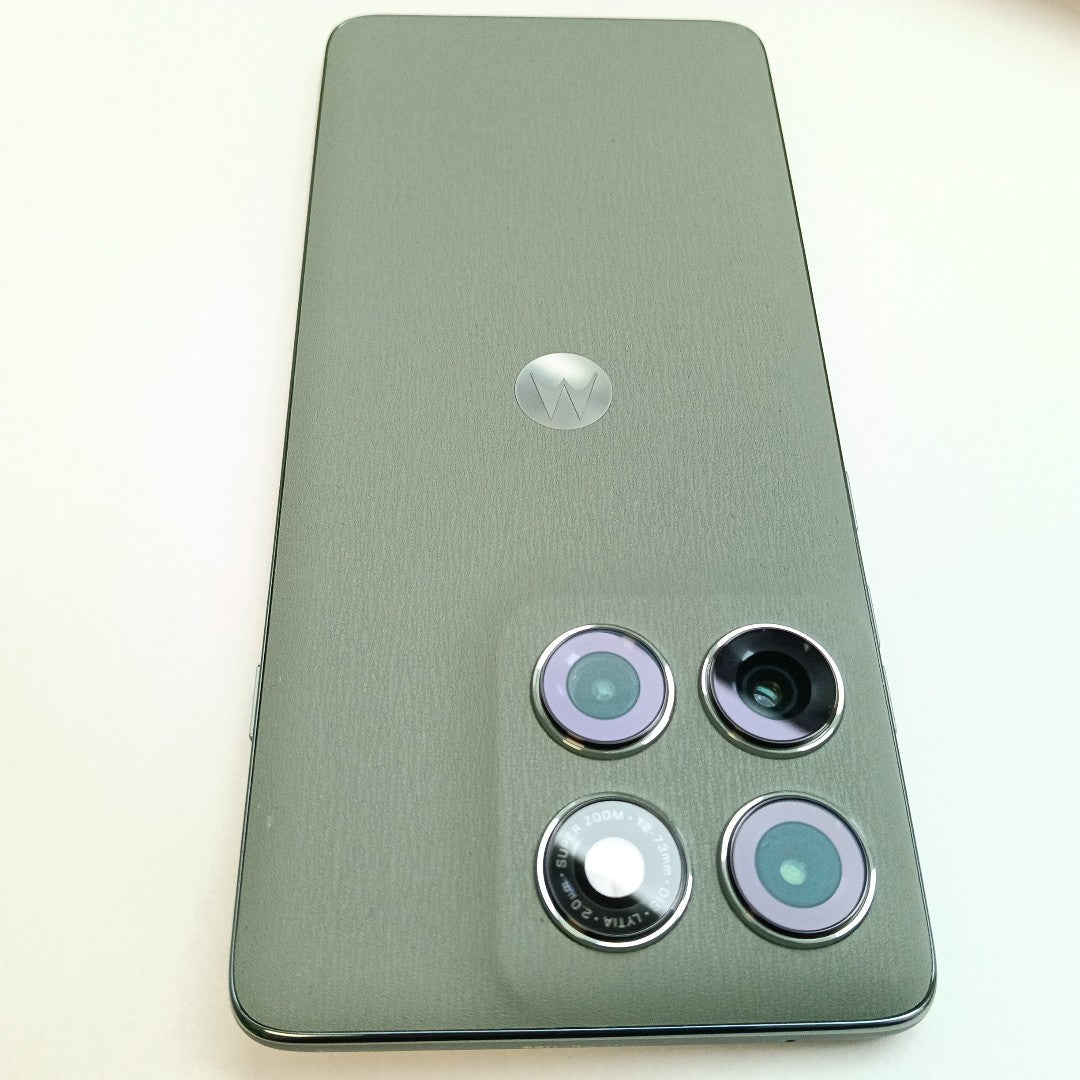 CELULAR MOTOROLA EDGE 60 PRO XT2507-1 (2025) 512 GB 12 GB RAM (SEMINUEVO)