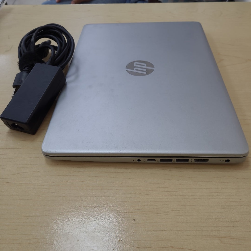 LAPTOP HP 14-DQ5007LA (2023) 512 GB SSD 16 GB RAM (SEMINUEVO)