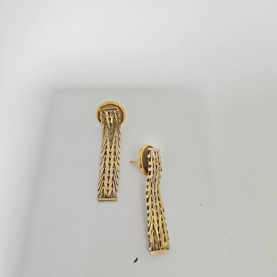 K1 12,10 GRMS 18 K ESPECIFICACIONES COMPLEMENTARIAS PAR DE ARETES DE ORO AMARIL (SEMINUEVO)