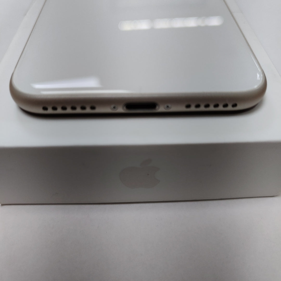 CELULAR APPLE IPHONE SE 3 A2595 64 GB 4 GB RAM (SEMINUEVO)