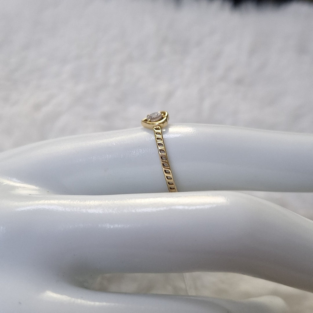 K1 1,10 GRMS 14 K ESPECIFICACIONES COMPLEMENTARIAS ANILLITO CON CIRCONIA (SEMINUEVO)