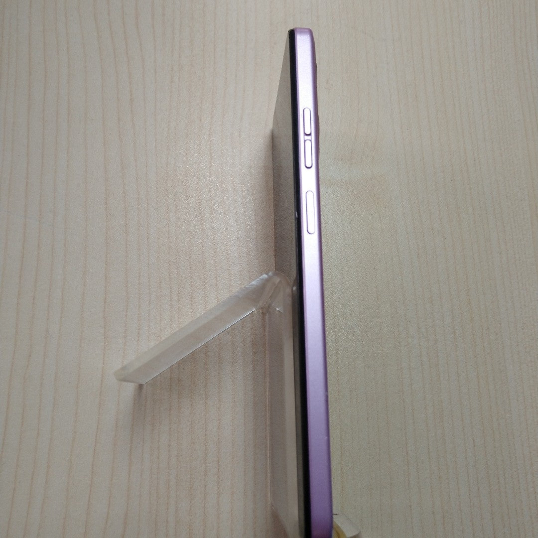 CELULAR MOTOROLA MOTO G24 XT2423-1 (2024) 256 GB 4 GB RAM (SEMINUEVO)