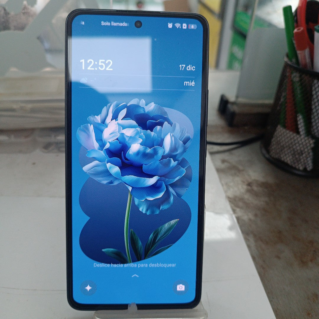 CELULAR OPPO  RENO 13F 5G CPH2699 (2025) 256 GB 12 GB RAM (SEMINUEVO)
