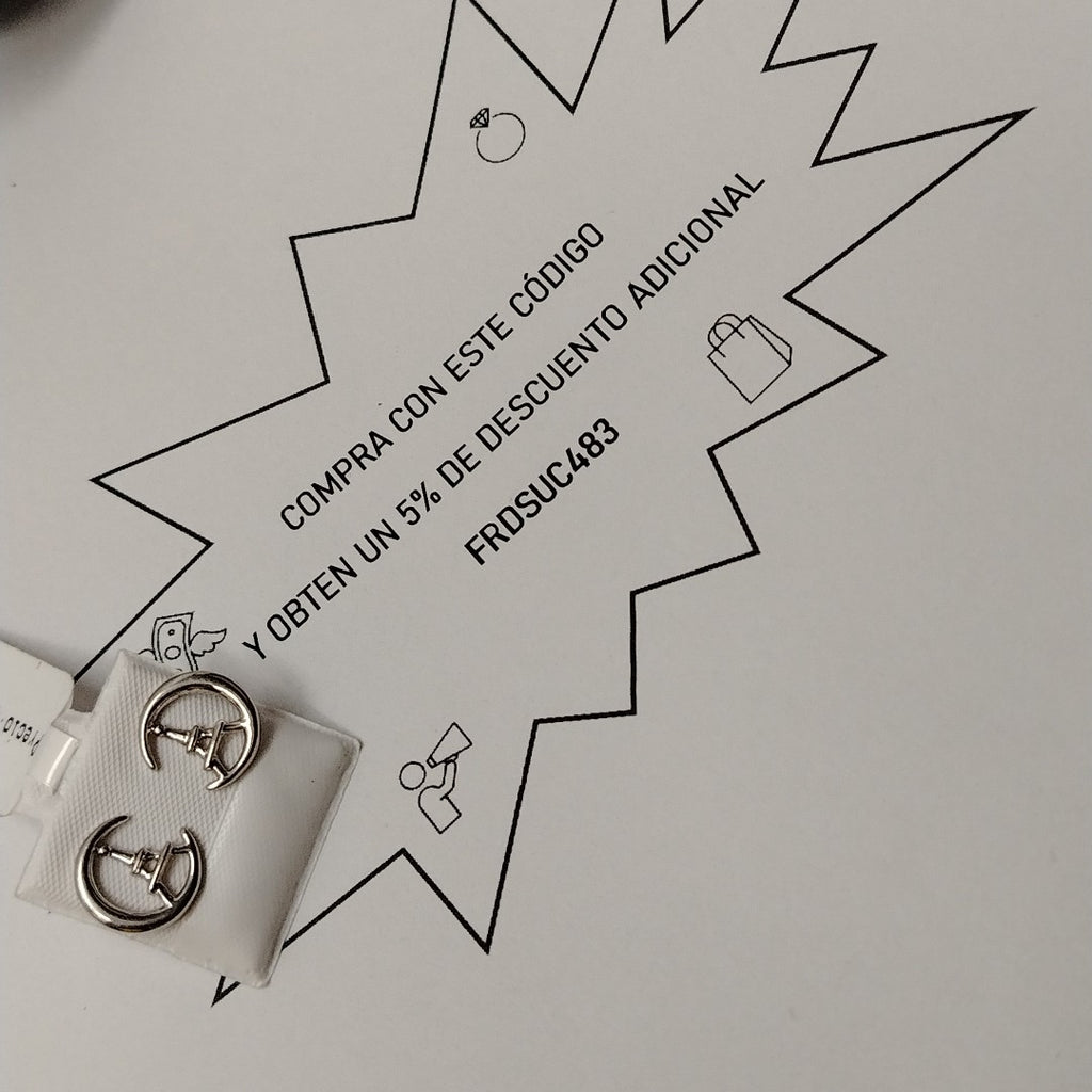 10012ARE03900B487 FRD17 ARETES ORO 14K 1.6GRS (NUEVO)