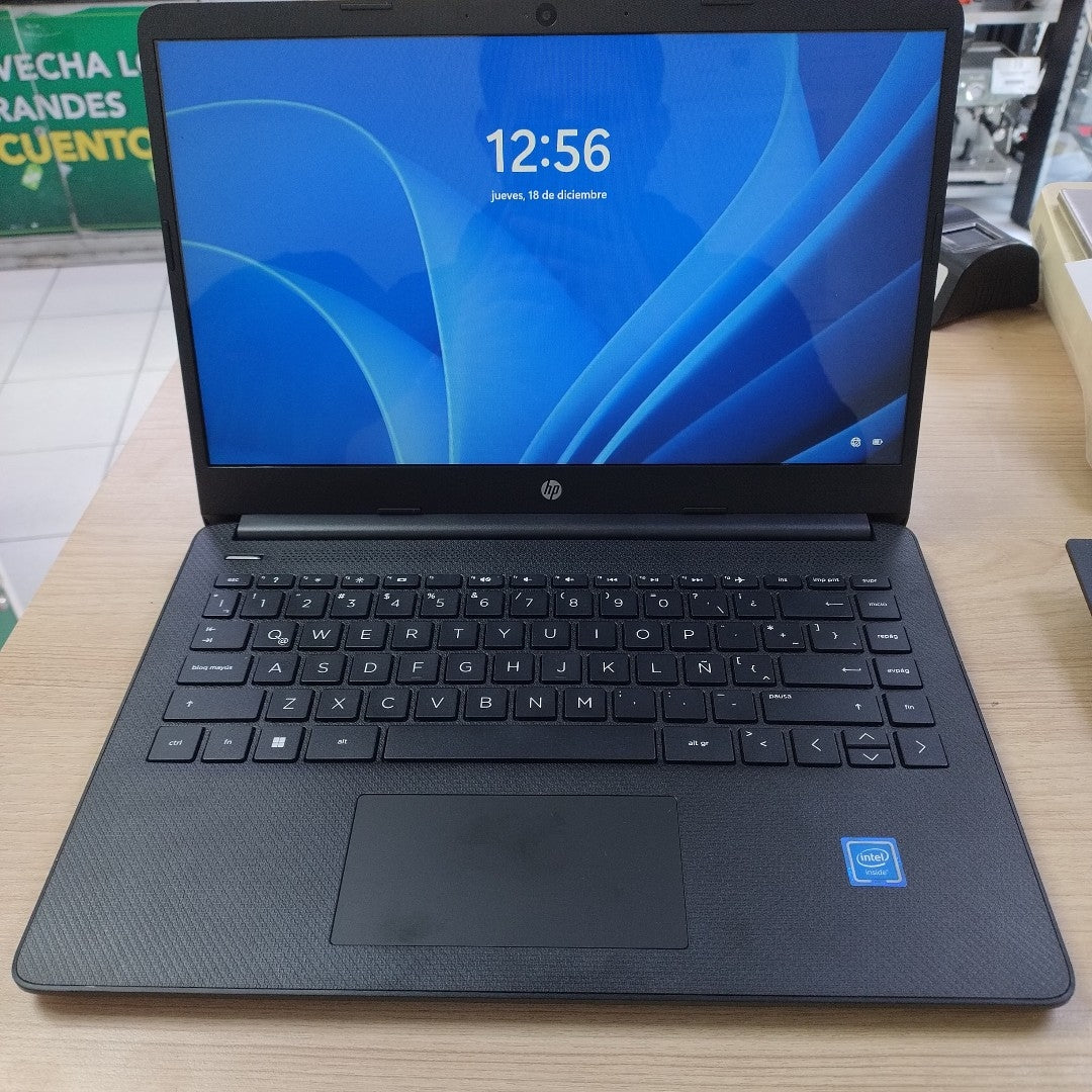 LAPTOP HP 14-DQ0501LA (2022) 256 GB SSD 4 GB RAM (SEMINUEVO)