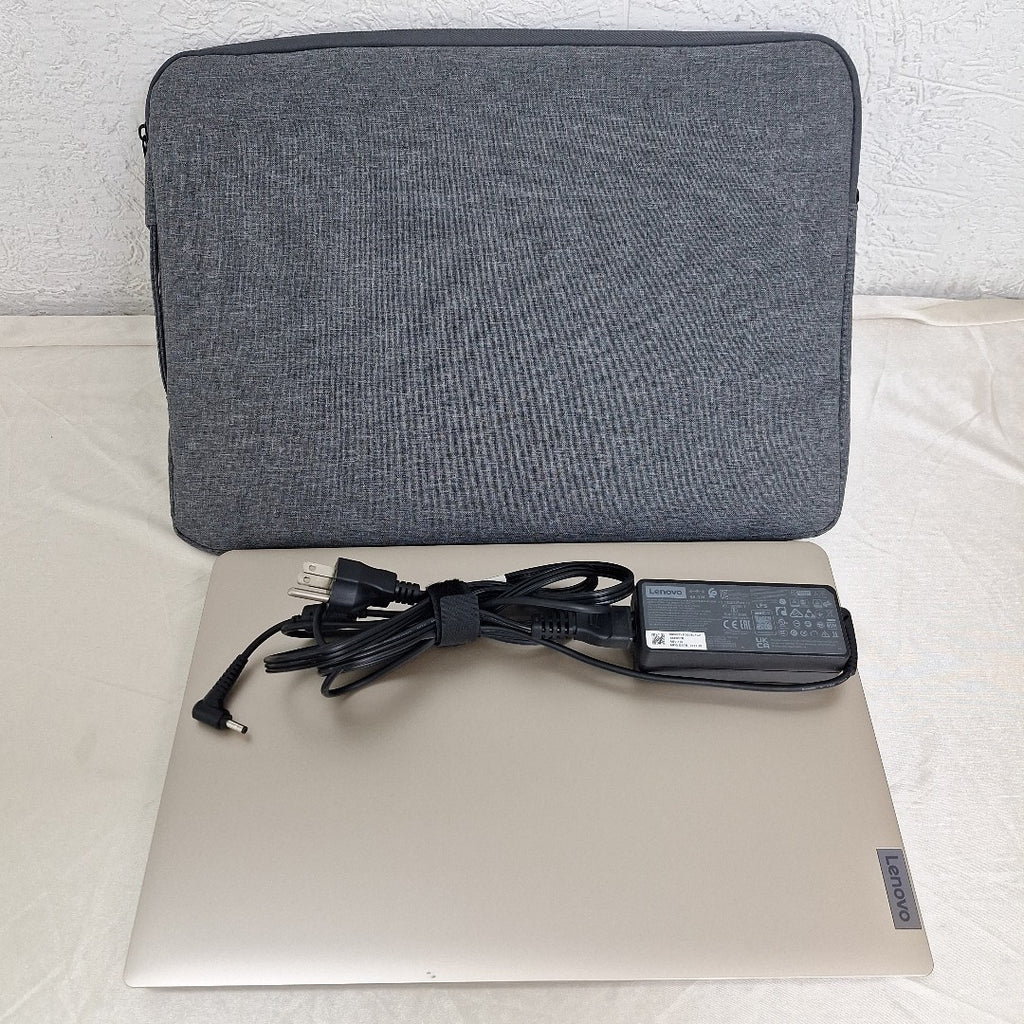 LAPTOP LENOVO IDEAPAD 1 15AMN7 (2023) 256 GB SSD 8 GB RAM (SEMINUEVO)