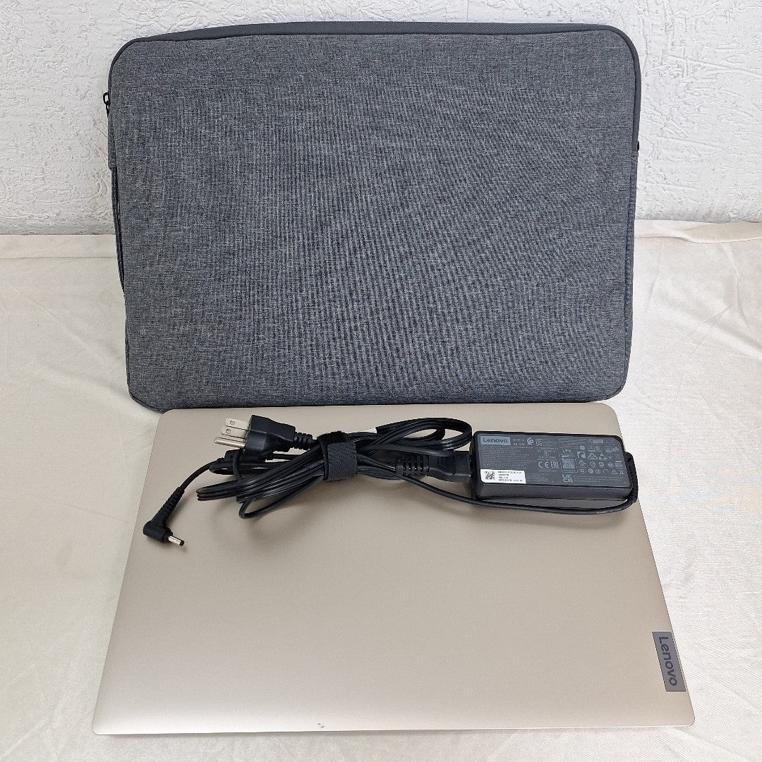 LAPTOP LENOVO IDEAPAD 1 15AMN7 (2023) 256 GB SSD 8 GB RAM (SEMINUEVO)
