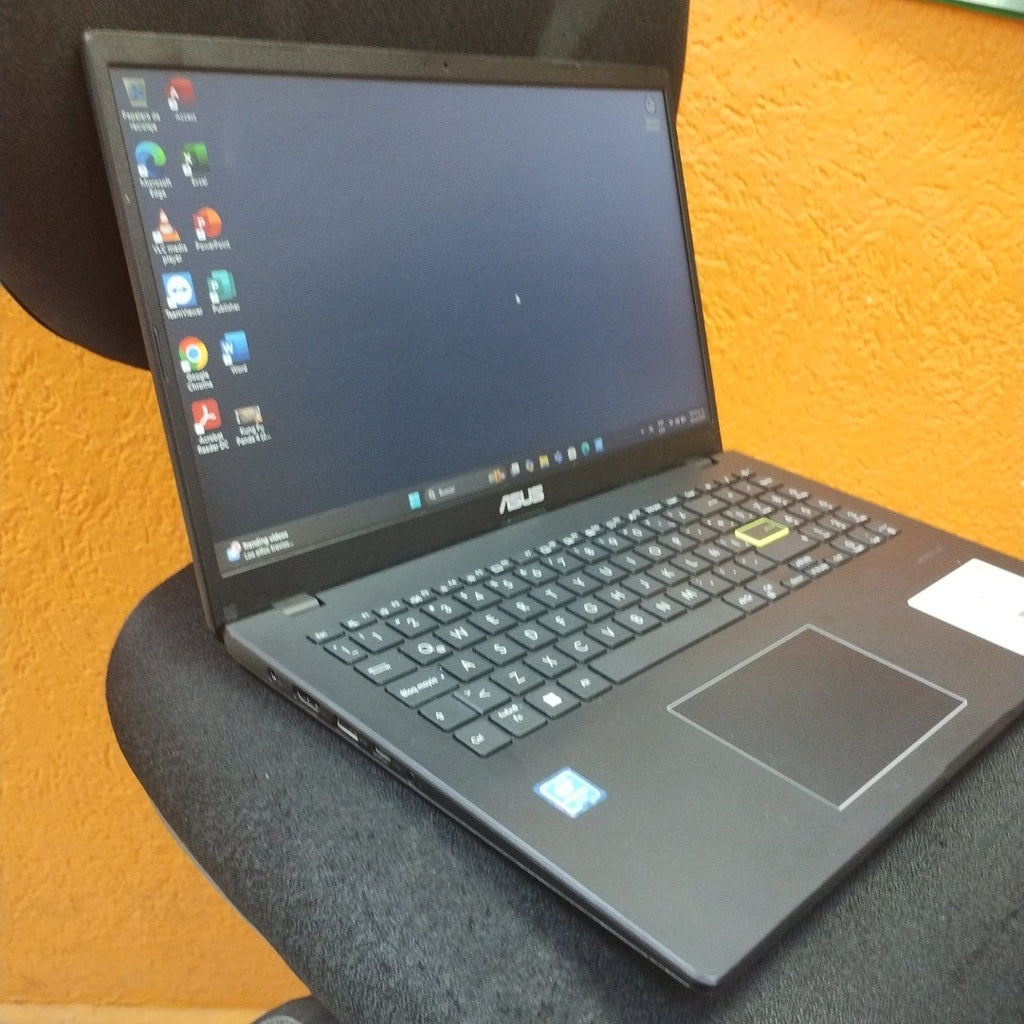 LAPTOP ASUS E510MA-BR1366W (2023) 128 GB SSD 4 GB RAM (SEMINUEVO)