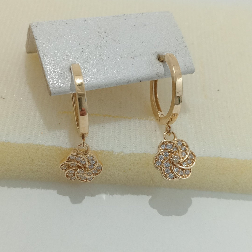 HUGGIES ORO 14K 3.1 (NUEVO)