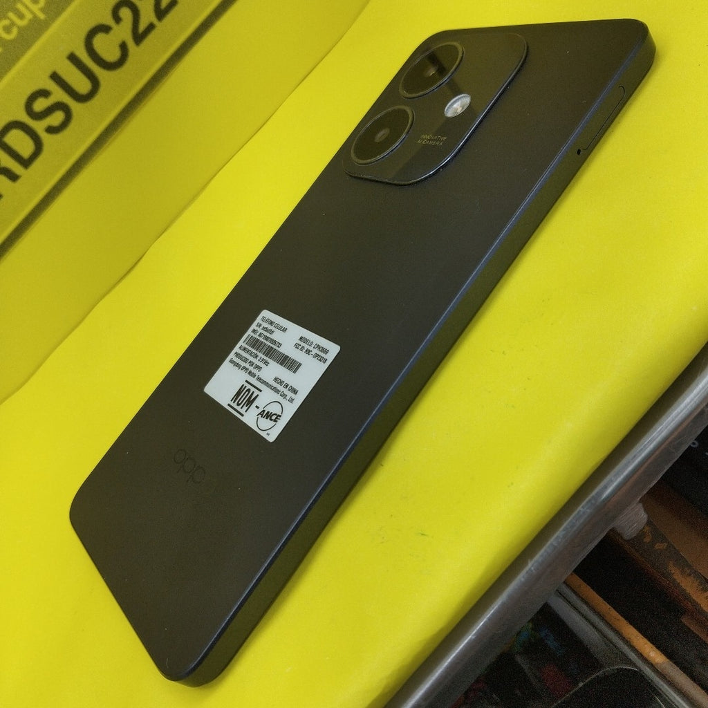 CELULAR OPPO  A60 CPH3669 256 GB 8 GB RAM (SEMINUEVO)