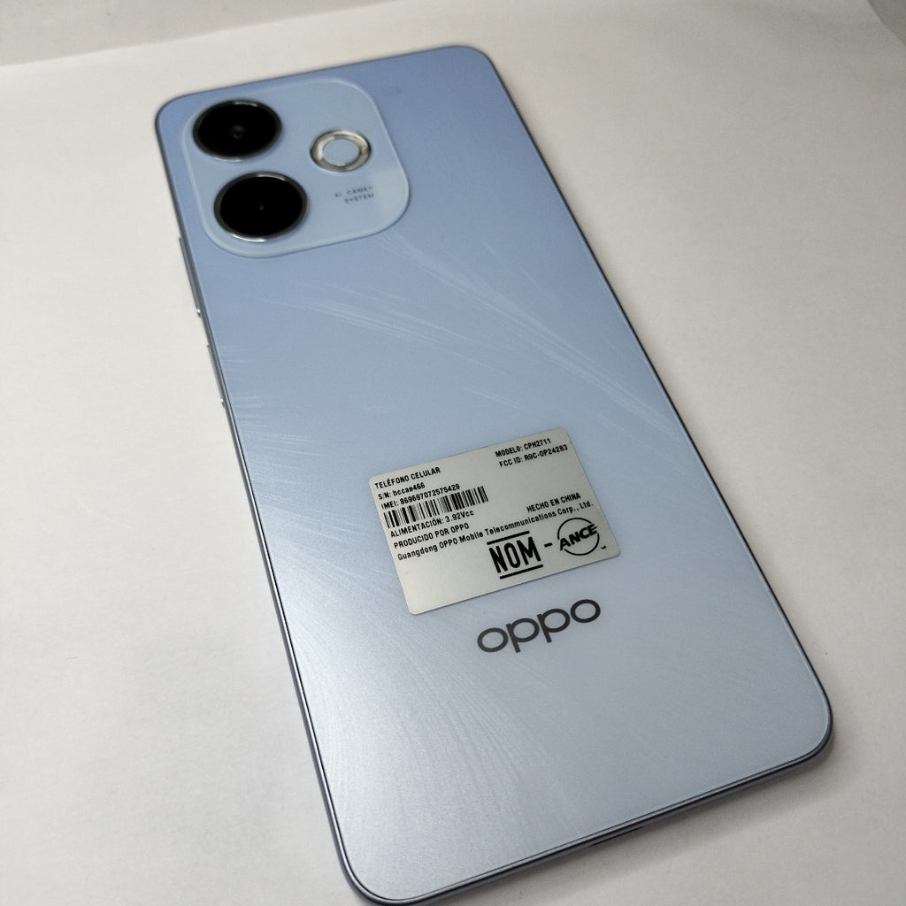 CELULAR OPPO  A5 PRO CPH2711 (2025) 256 GB 8 GB RAM (SEMINUEVO)