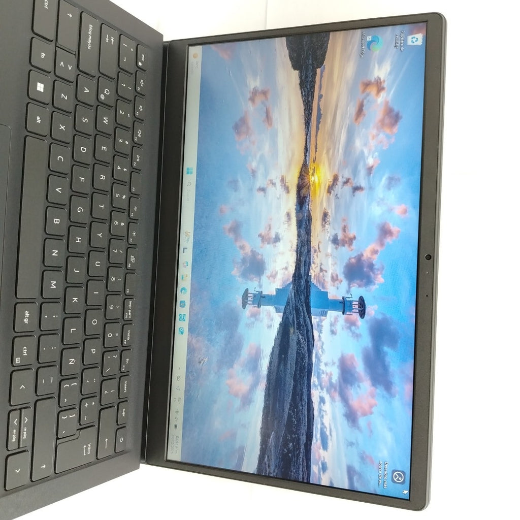 LAPTOP DELL VOSTRO 3420 (2023) 1 TB 8 GB RAM (SEMINUEVO)