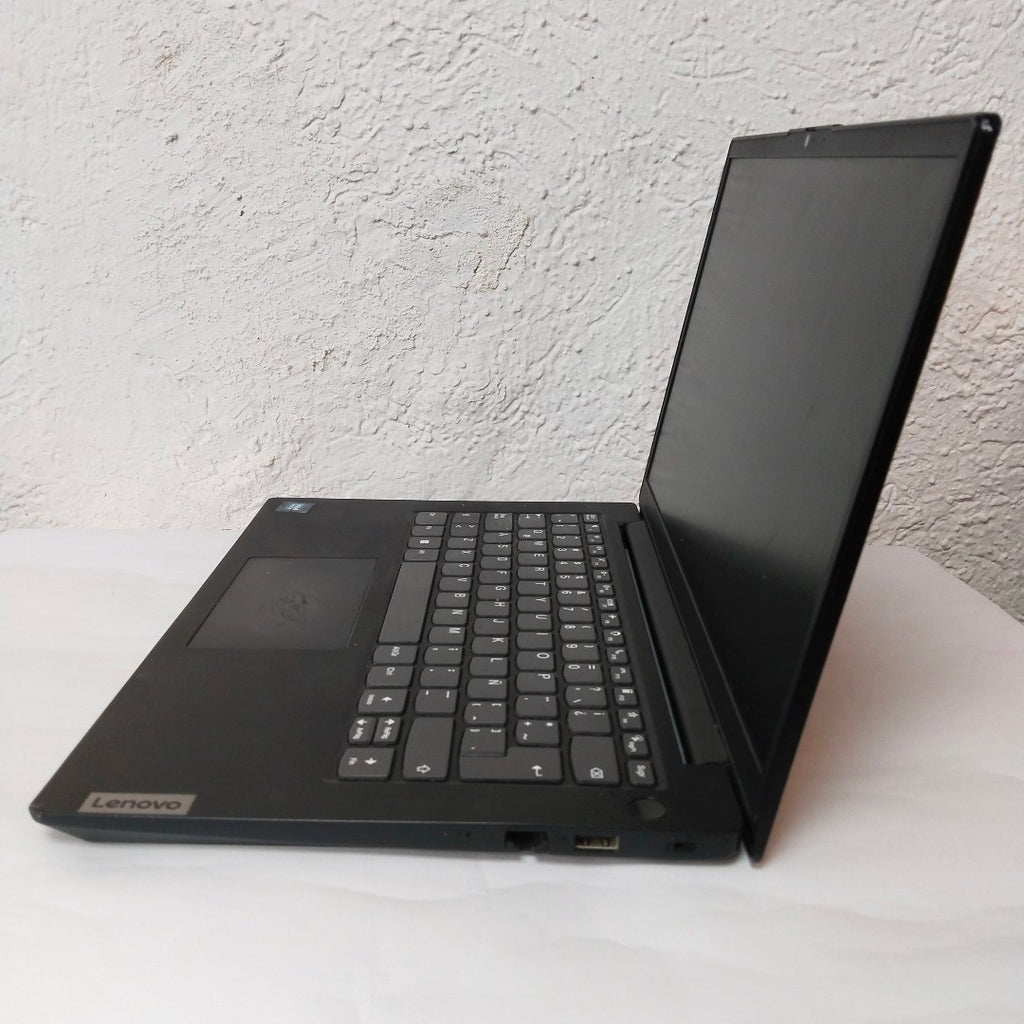 LAPTOP LENOVO  V14 G2 IJL (2023) 128 GB SSD 8 GB RAM (SEMINUEVO)