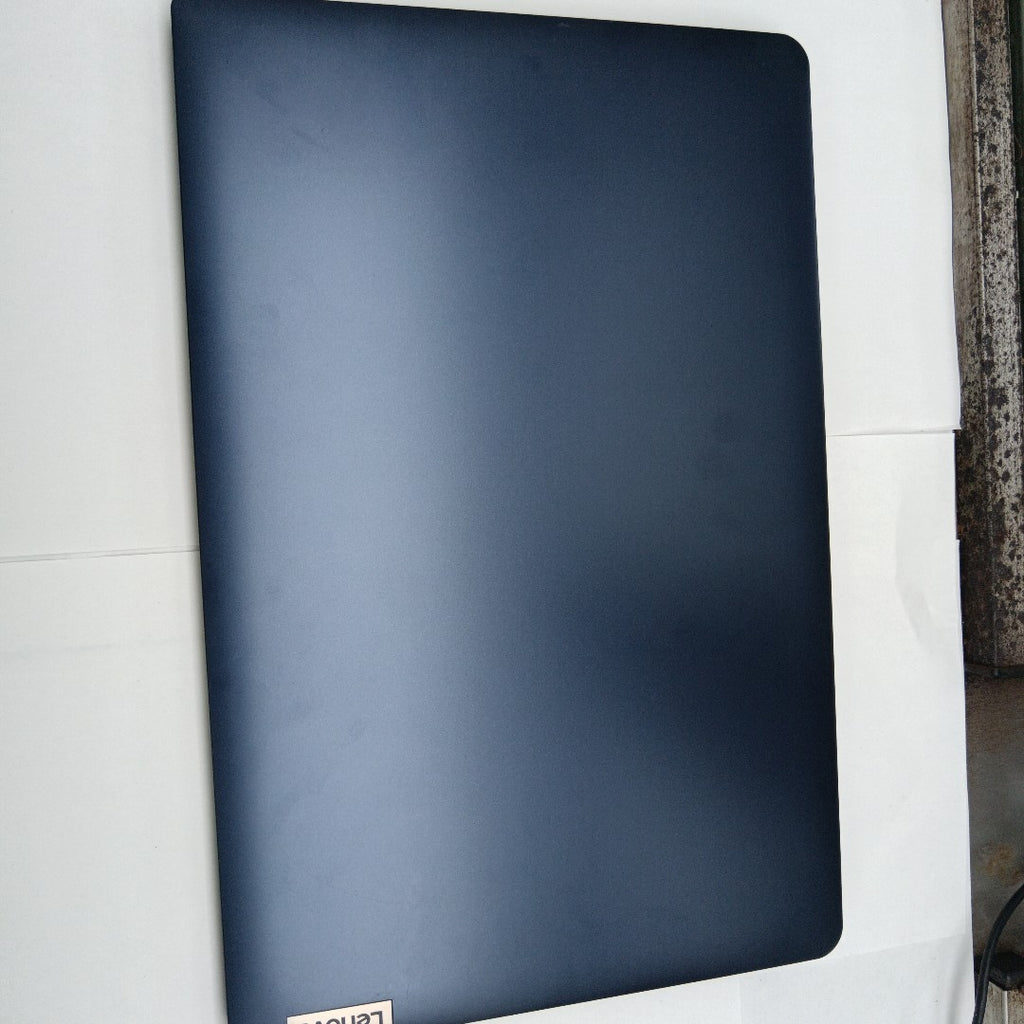 LAPTOP LENOVO IDEAPAD 1 15AMN7 (2023) 512 GB SSD 8 GB RAM (SEMINUEVO)