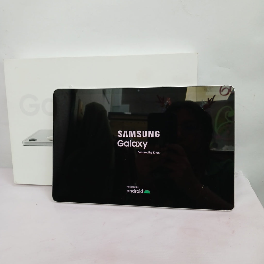 TABLETA SAMSUNG GALAXY TAB S9 FE SM-X510 (2023) 128 GB 6 GB RAM (SEMINUEVO)