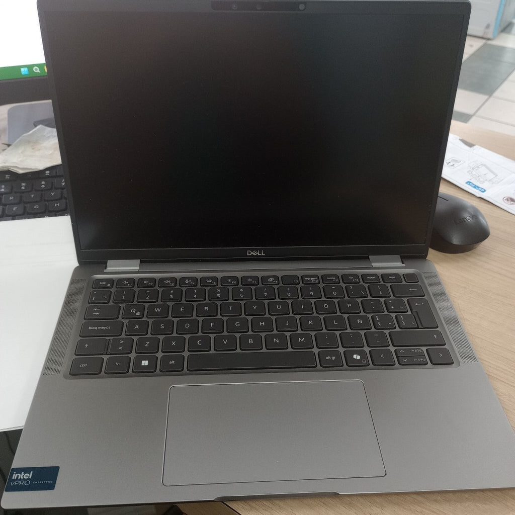 LAPTOP DELL LATITUDE 7450 (2024) 512 GB SSD 16 GB RAM (SEMINUEVO)