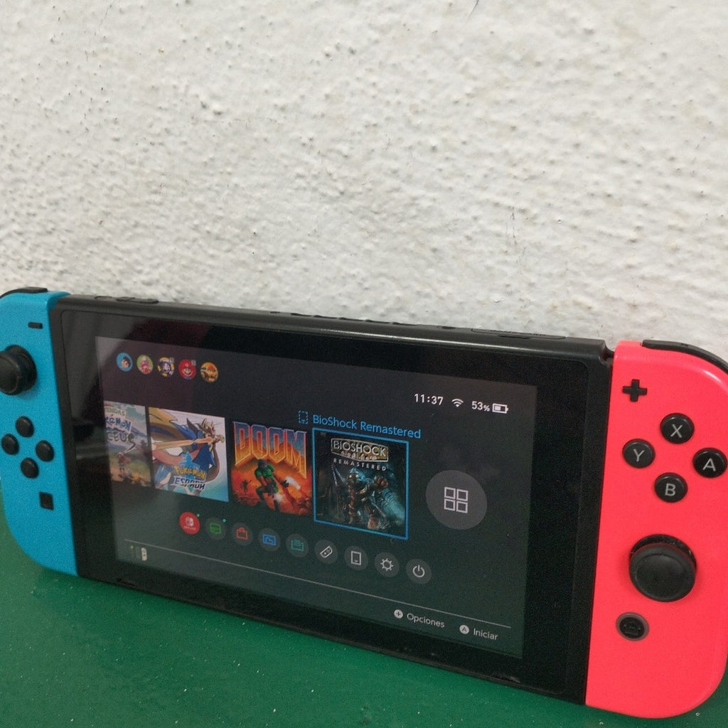 CONSOLA DE VIDEOJUEGO NINTENDO SWITCH 1.1 32 GB (SEMINUEVO)