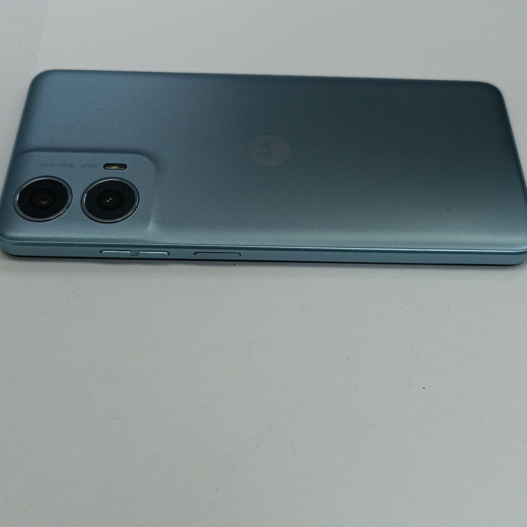 CELULAR MOTOROLA MOTO G24 POWER XT2425-1 (2024) 256 GB 8 GB RAM (SEMINUEVO)