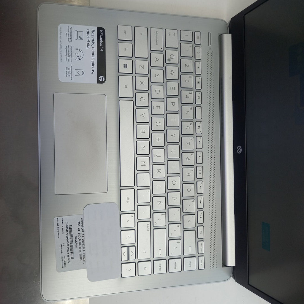 LAPTOP HP 14-DQ0527LA (2023) 256 GB SSD 8 GB RAM (SEMINUEVO)